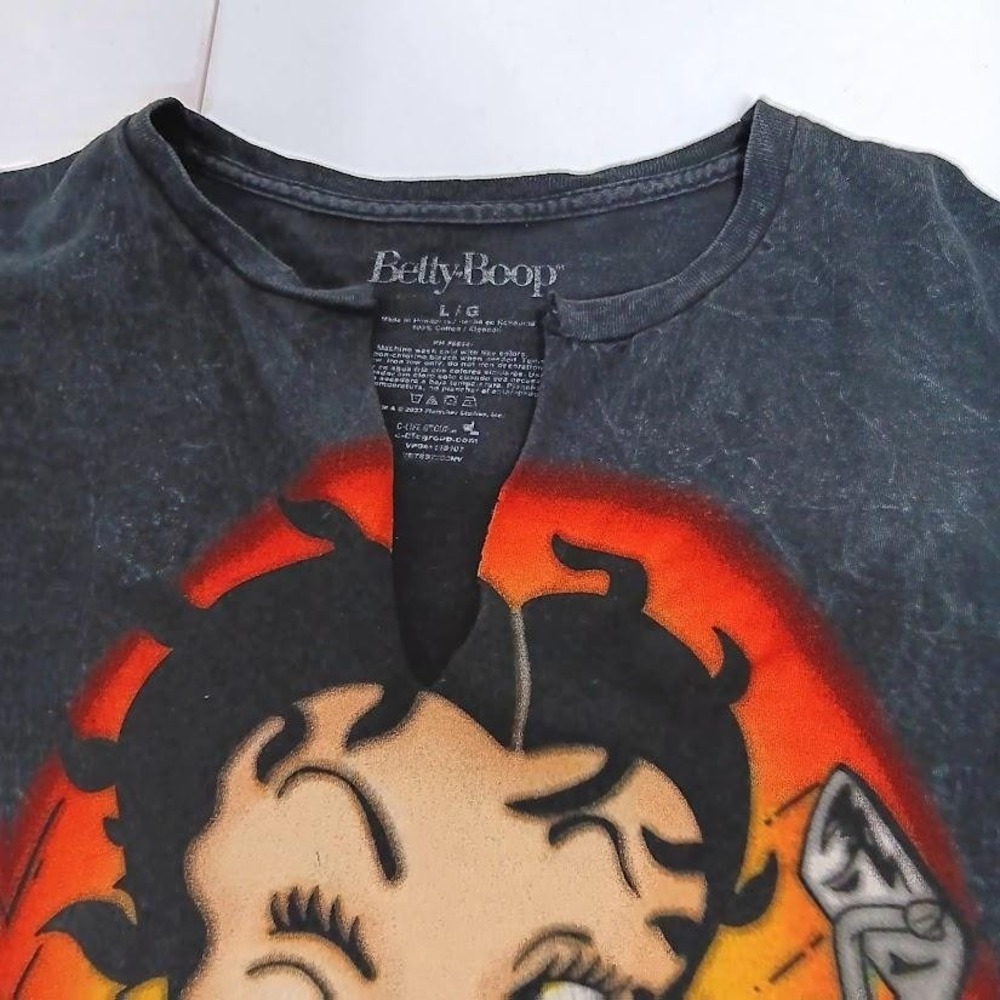 Betty Boop Shirt Womens Large‎ Black Acid Wash Graphic Airbrush Motorcycle Biker - Picture 5 of 8